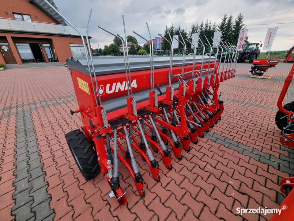 Siewnik zbożowy Poznaniak 4203 stopkowy Famarol Posądza sprzedam