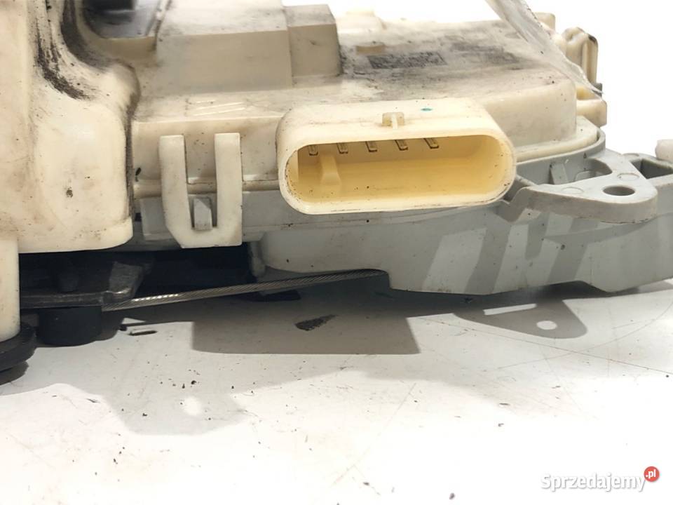 ZAMEK DRZWI PRAWY TYŁ AUDI A4 B8 SedanLimuzyna osobowe