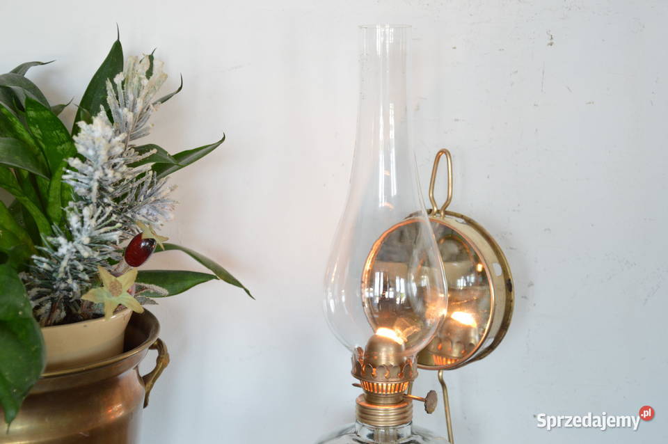 lampa naftowa wisząca stojąca z lusterkiem