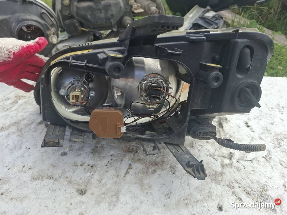 Lampa Prawa Przednia Ford C Wisznice