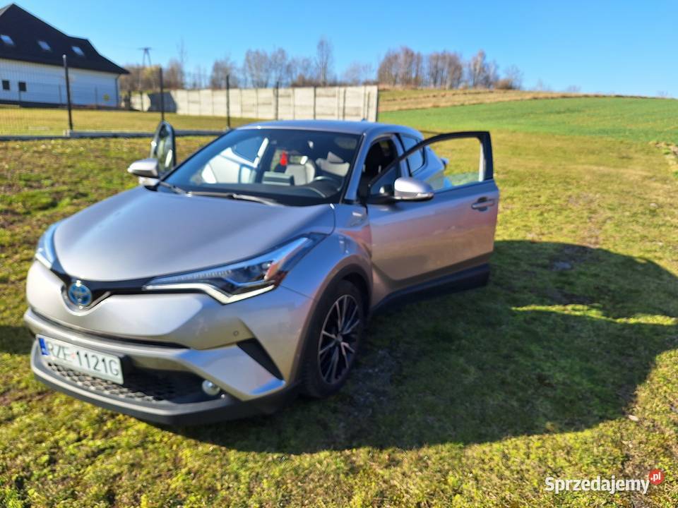 Sprzedam Toyotę chr nie wymaga wkładu automatyczna podkarpackie Lutoryż
