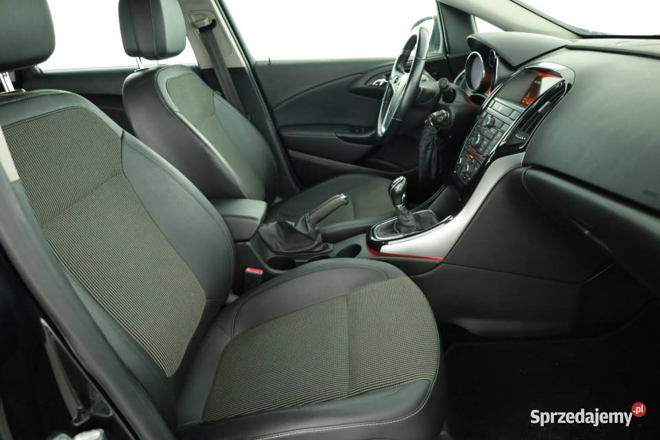 Opel Astra 14 T sprzedam