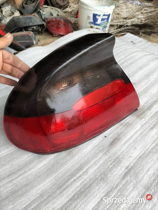LAMPA TYŁ TYLNA PRAWA Opel Tigra Oświetlenie Kamień-Kolonia