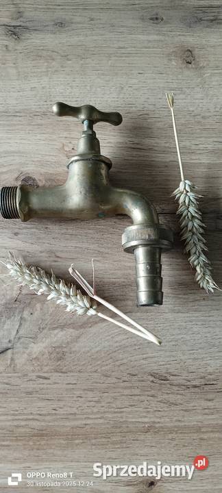 Stary mosiężny kran Sosnowiec