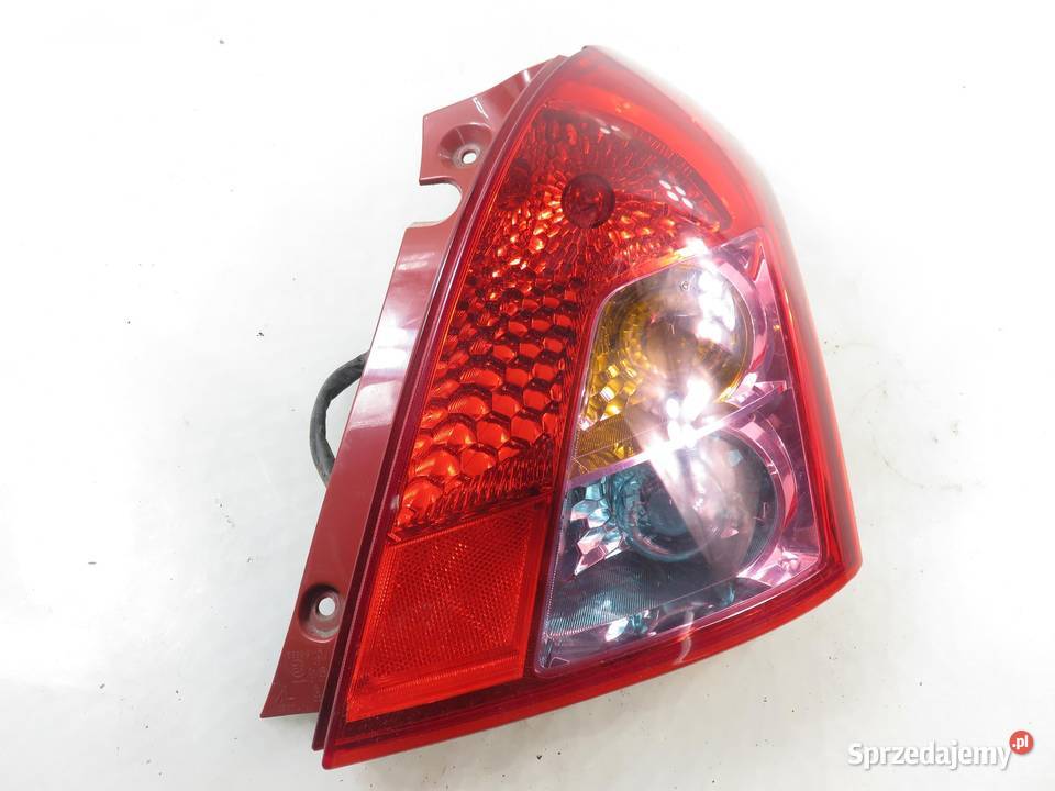 LAMPA PRAWA TYLNA SUZUKI SWIFT III MZ EZ