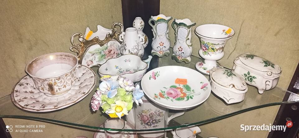 Wazonik sygnatura numeryczna 228 Porcelana i szkło sprzedam