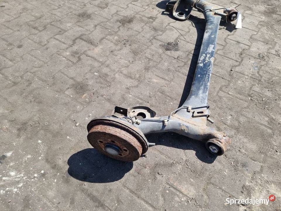 BELKA SANKI TYŁ SKODA FABIA II