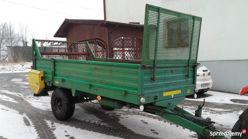 Rozrzutnik jednoosiowy Agromet Brzeg Kowale