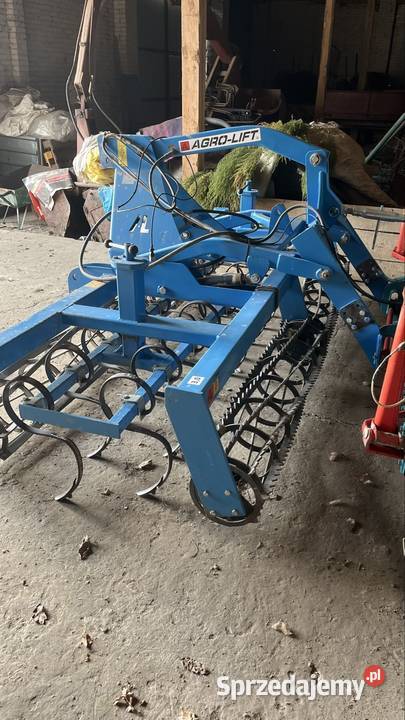 Agregat uprawowo siewny Agro Lift
