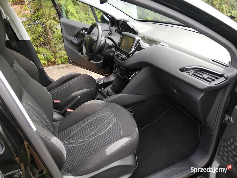 Peugeot 208 12Benzyna 82 4drzwi klima hak ASR (kontrola trakcji) Sompolno