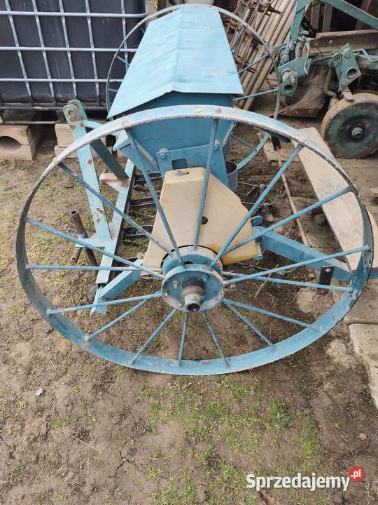 Sadzarka do czosnku bobu cebuli Rymanów