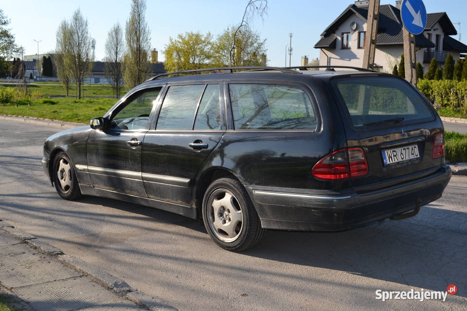 MERCEDES E 320 CDI W210 KOMBI ELEGANCE radio Radom