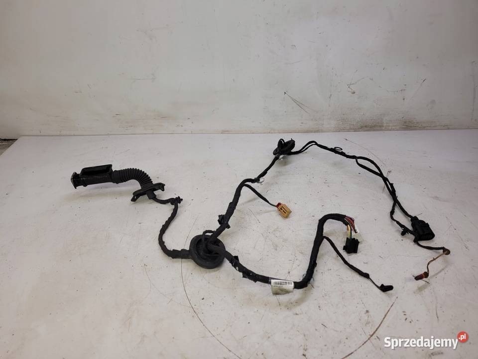 WIĄZKA DRZWI LEWY TYŁ AUDI A4 B9 8W0971687AM osobowe Przystajń sprzedam