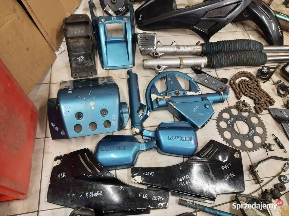 Suzuki DR 750 dr 800 części bak amor owiewka Jelenia Góra