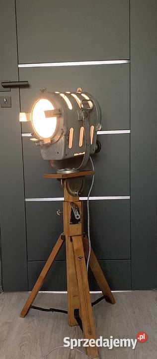 Lampa loft Vintage teatralno filmowa PRL zabytek Poznań