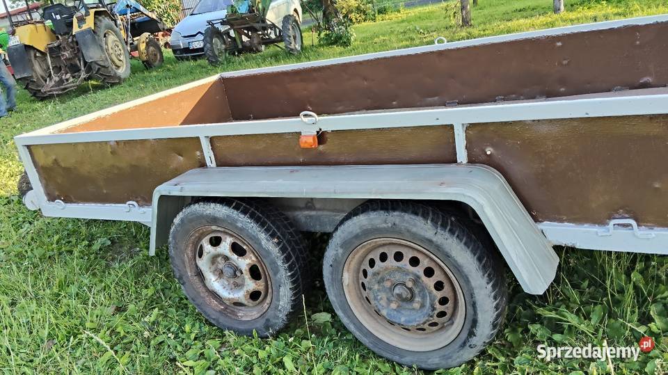 Przyczepka samochodowa 4m długość Przyczepy rolnicze łódzkie Sieradz