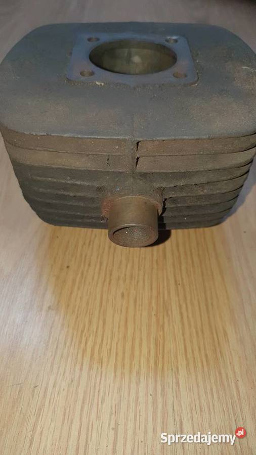 Cylinder wsk 125 nominalny plus nowy tłok dolnośląskie Dobrzejów