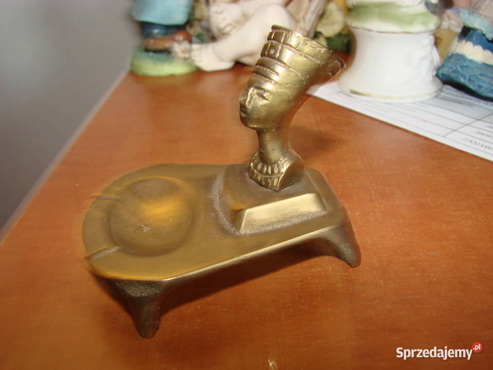mosiężna mała egipska popielniczka Pozostałe