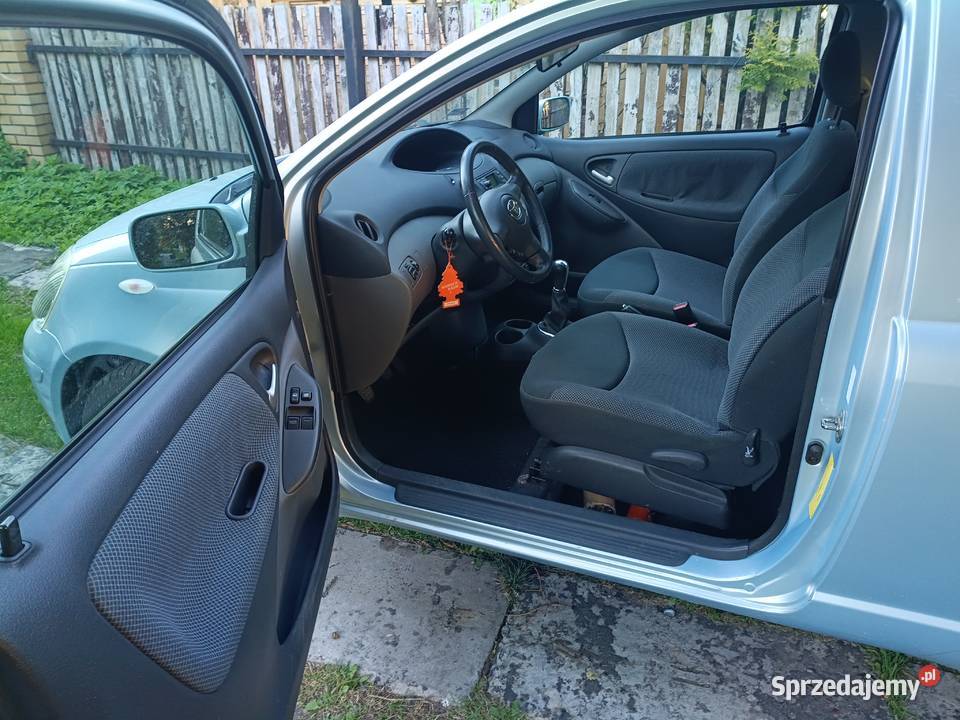 Sprzedam toyota Yaris 1 Yaris Puławy sprzedam