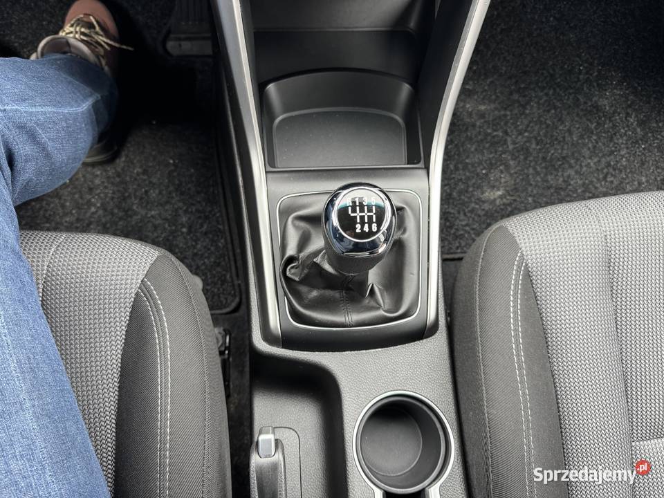 Hyundai i30 14 BENZYNA Klimatronik Nawigacja klimatyzacja Konin