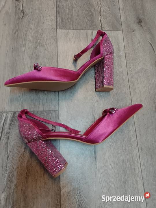 40 Różowe bogato zdobione czółenka wieczorowe z różowy Kraków