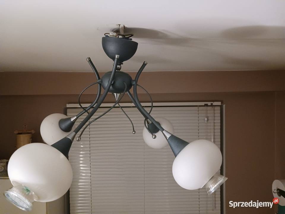 Żyrandol ozdobny metalowy wysyłka