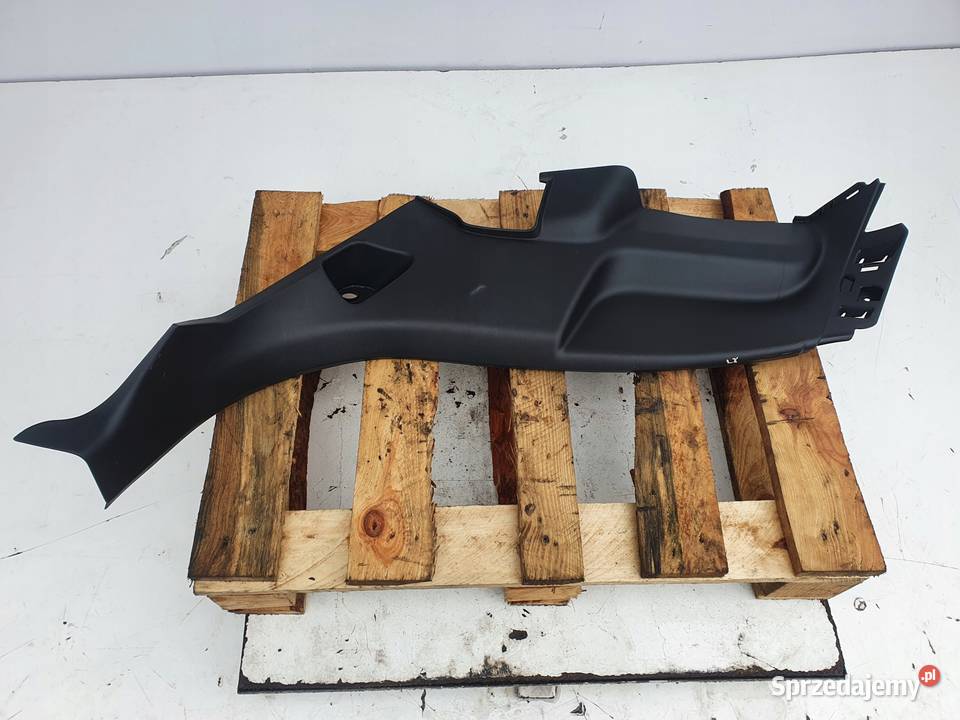 Opel Corsa F LEWA TYLNA OSŁONA SŁUPKA tył