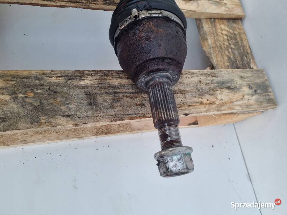 PÓŁOŚ Nissan Juke 16 DIGT PRAWA PRZEDNIA półośka Chełm