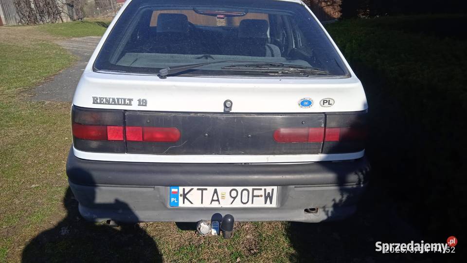 Renault 19 hatchback 19D wolnossący Samochody osobowe Olszyny