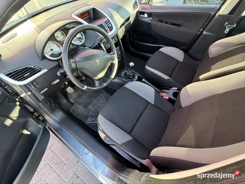 Peugeot 207 14 benzyna 75 PODGRZEWANE FOTELE 207 207