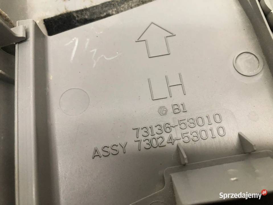 TOYOTA RAV4 III XA30 LIFT 20102012 PLASTIK osobowe Skarżysko-Kamienna sprzedam