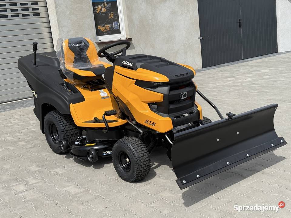 Cub Cadet XT2 QR106 Kawasaki 24 Traktorek Dymki sprzedam