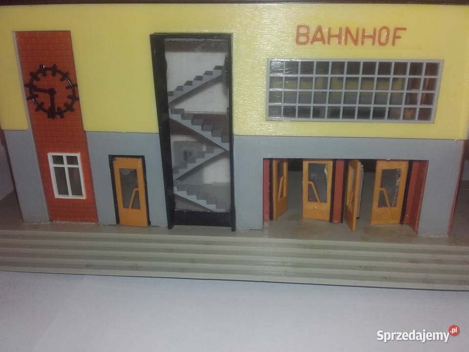 Dworzec kolejowy LINDENTAL Faller B99 H0 Modelarstwo