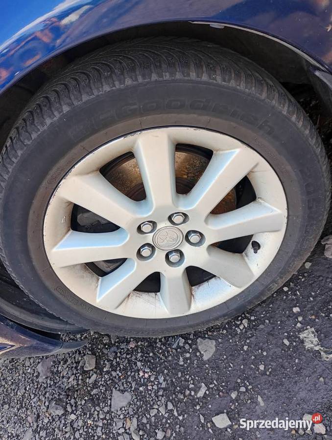 Avensis T25 18 lampa tylna kombi części osobowe Pozostałe Wałbrzych