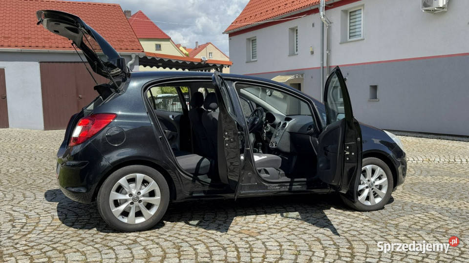 Opel Corsa 14 Benzyna 87 z Niemiec 5 DRZWI model ESP Corsa dolnośląskie Strzegom