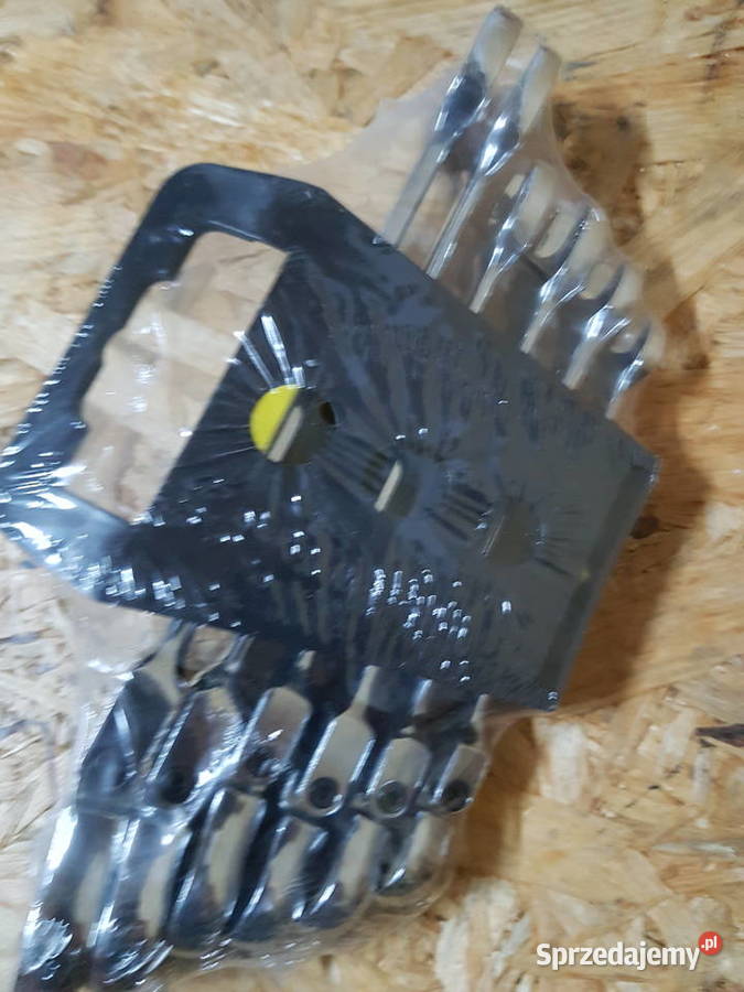 KLUCZE PŁASKO OCZKOWE Z GRZECHOTKĄ ŁAMANE 819 wielkopolskie Głogowa