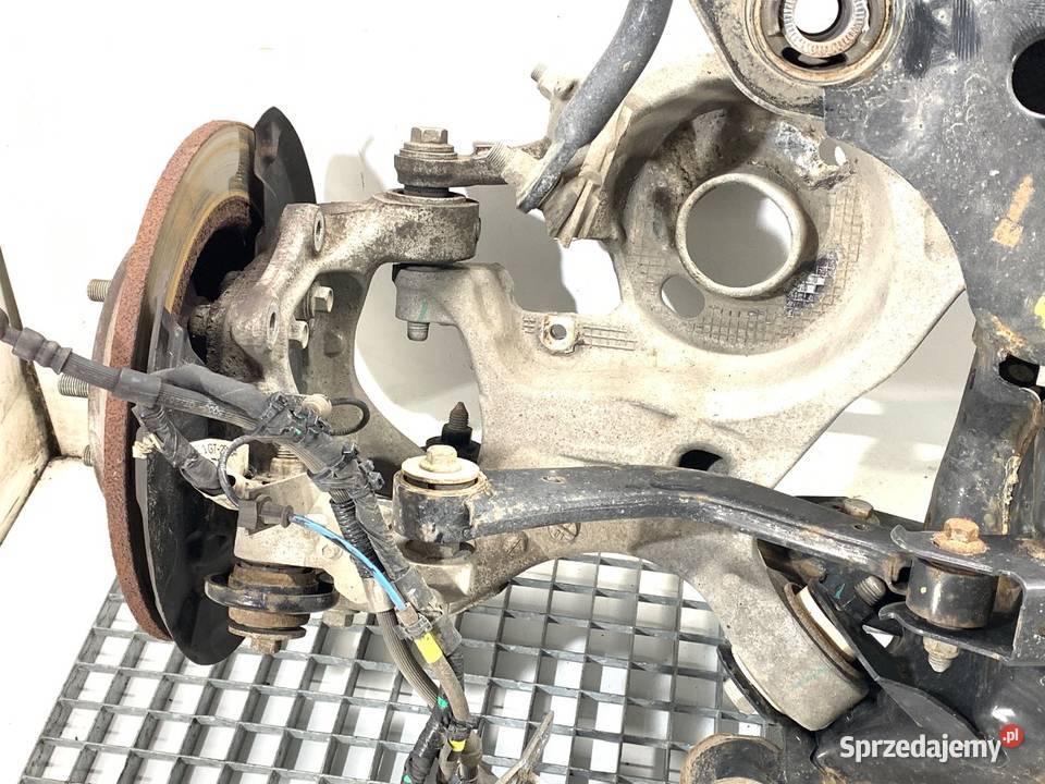 BELKA TYŁ FORD S Minivan TYLNA ZAWIESZENIA