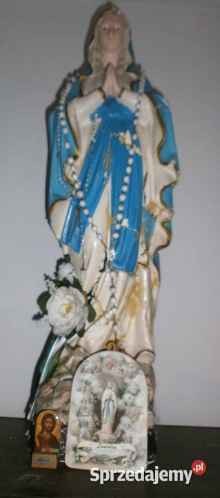 Duża i stara Figura Matki Boskiej Uszkodzona Kraków