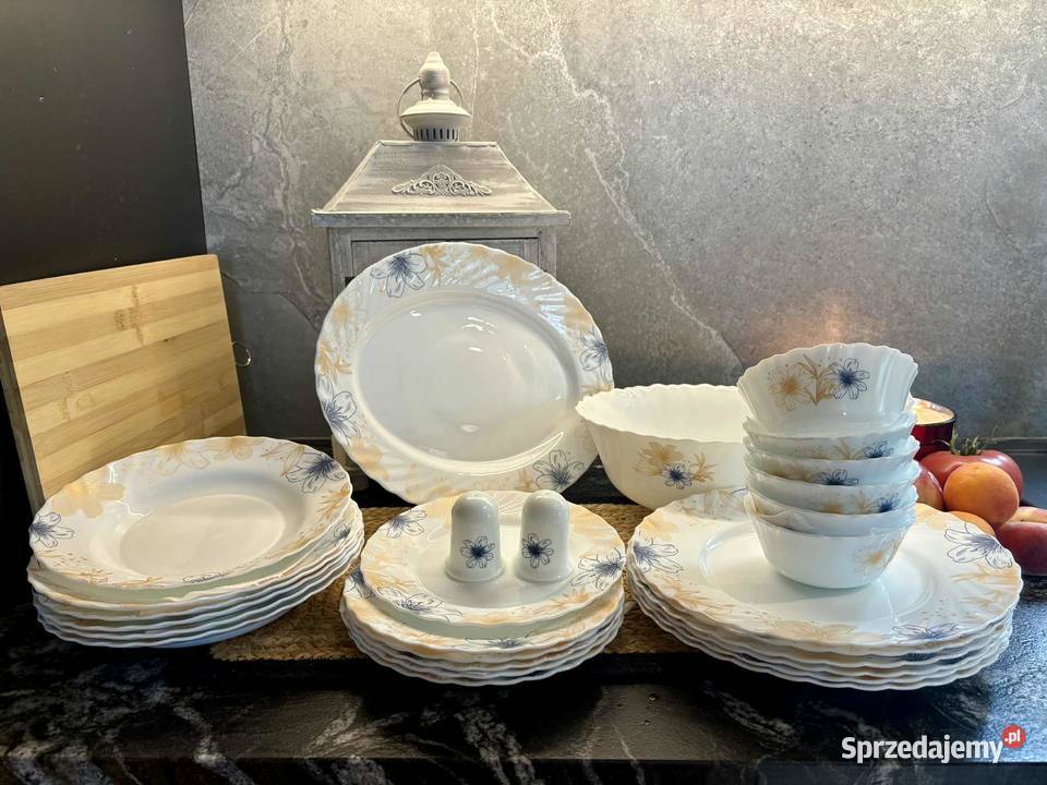 199 Serwis obiadowy 28 elementów Kwiatki śląskie Zabrze