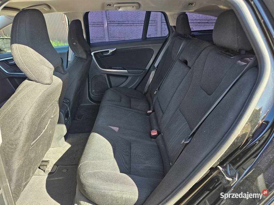 Volvo V60 16TB T4 180 Klimatronik Parktronik czujnik zmierzchu V60 Prawiedniki sprzedam