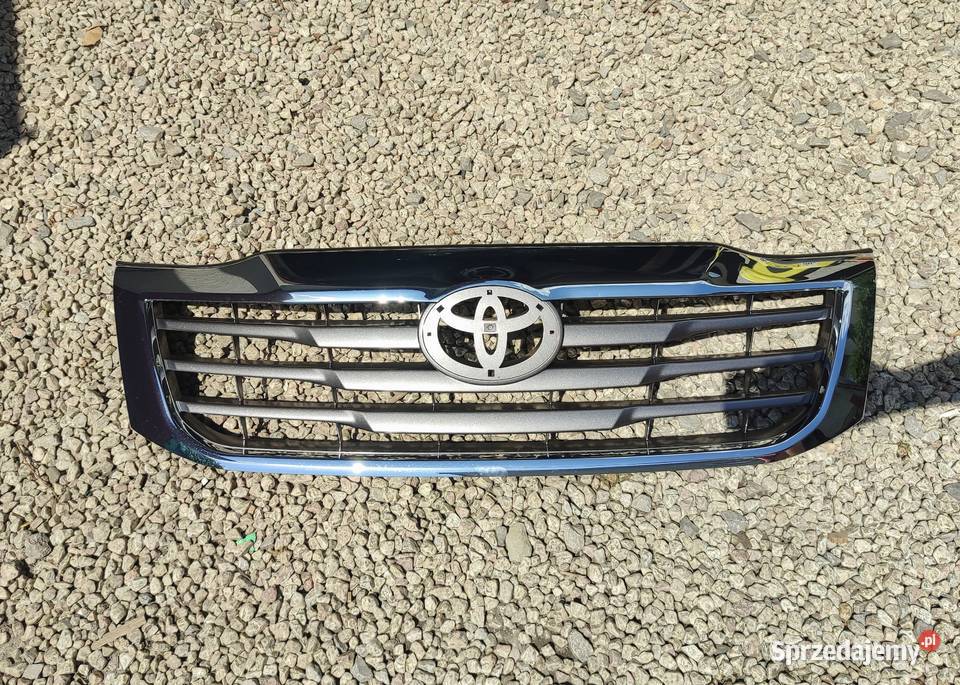 Grill atrapa Toyota Hilux nN70 20112015 oryginał osobowe Bochnia