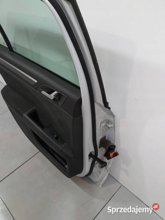 DRZWI LEWE TYŁ KOMBI LS9R Skoda Superb II