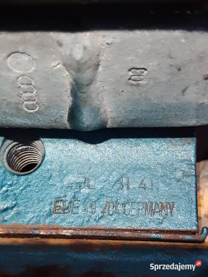 Passat B5 FL Zawias lewy przod przedni