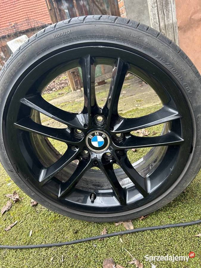 Czarne felgi aluminiowe BMW M pakiet 18 Średnica 18" Samochodowe Trzebnica