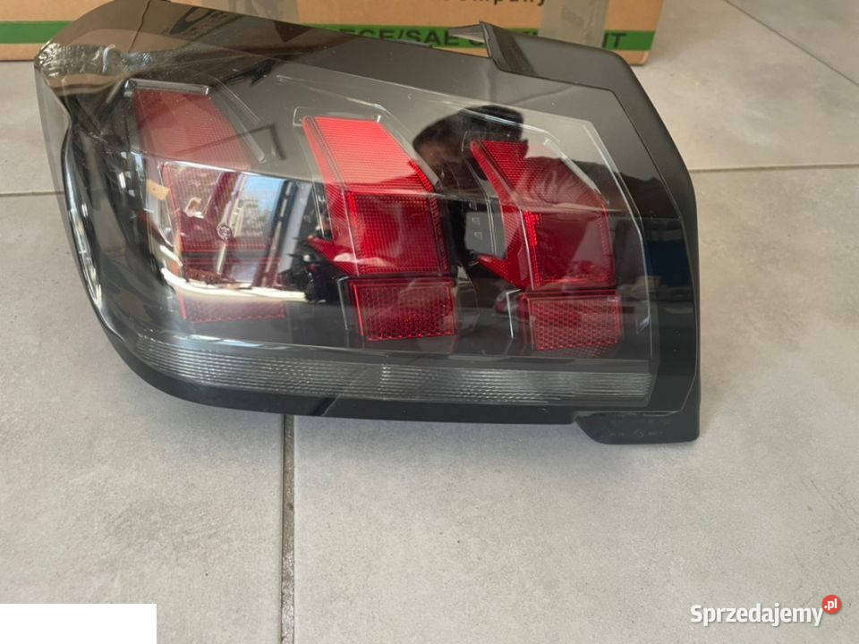 Peugeot 208 II lampa lewy tył Led Oświetlenie Motoryzacja Kozubszczyzna