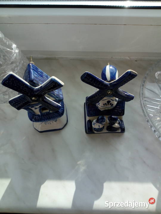 Dwa porcelanowe wiatraki Choszczno