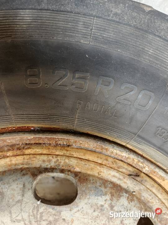 Koła rolnicze 90 R 20 i 825 R 20 Rolnictwo