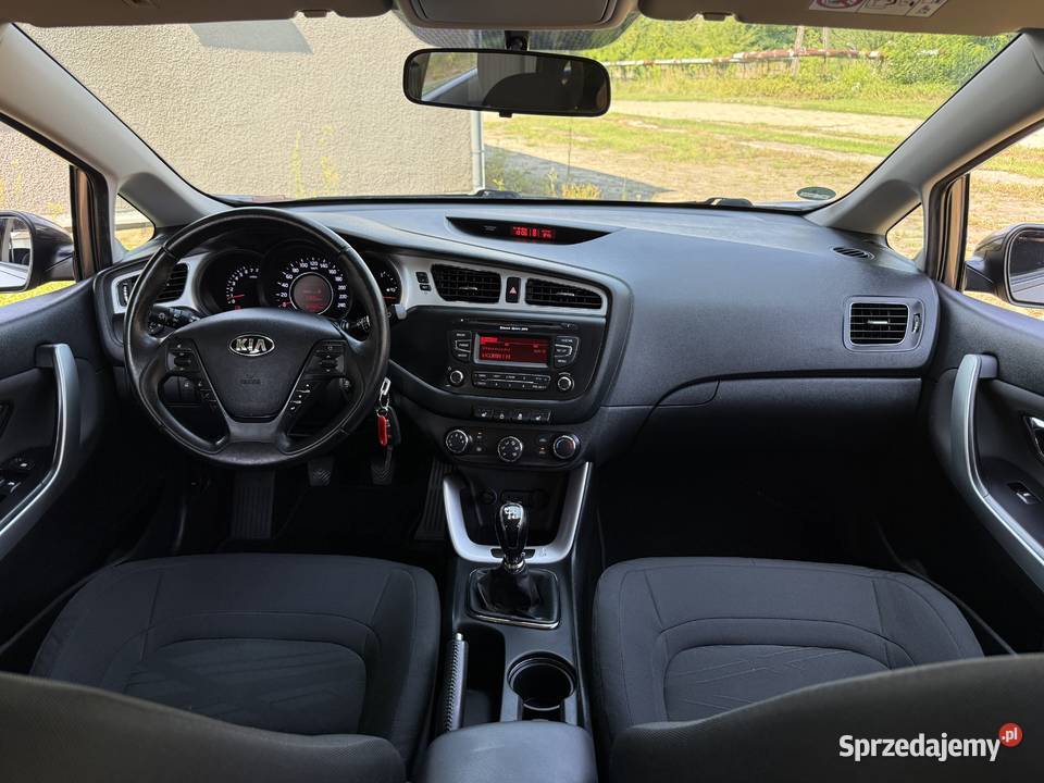 Kia Ceed 14 BENZYNA Klimatyzacja Czujniki czujnik zmierzchu Konin
