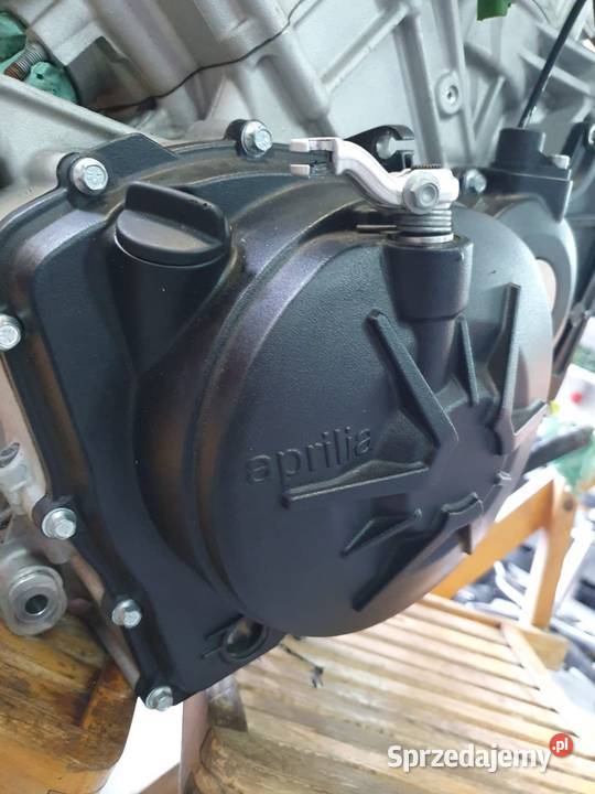 Aprilia TUONO V4 1100 rsv kapa sprzęgła Nowy Tomyśl