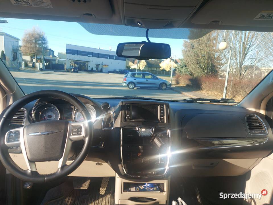 Chrysler Town Country 2016 155 200 3 600 3 Benz Chrysler Dębica